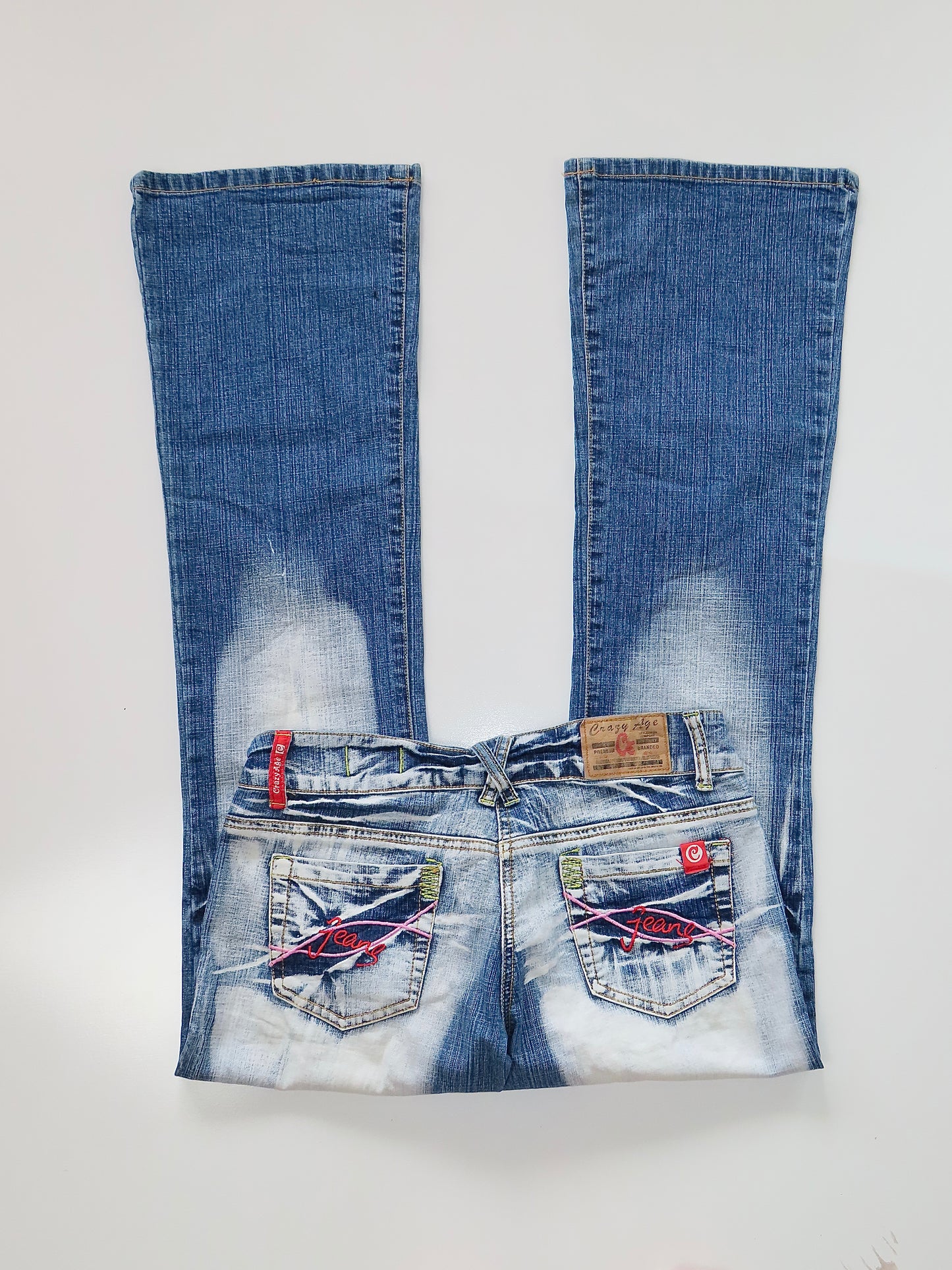 CRAZY AGE ULTRA LOW RISE EMBROIDERED DENIM JEANS / 38