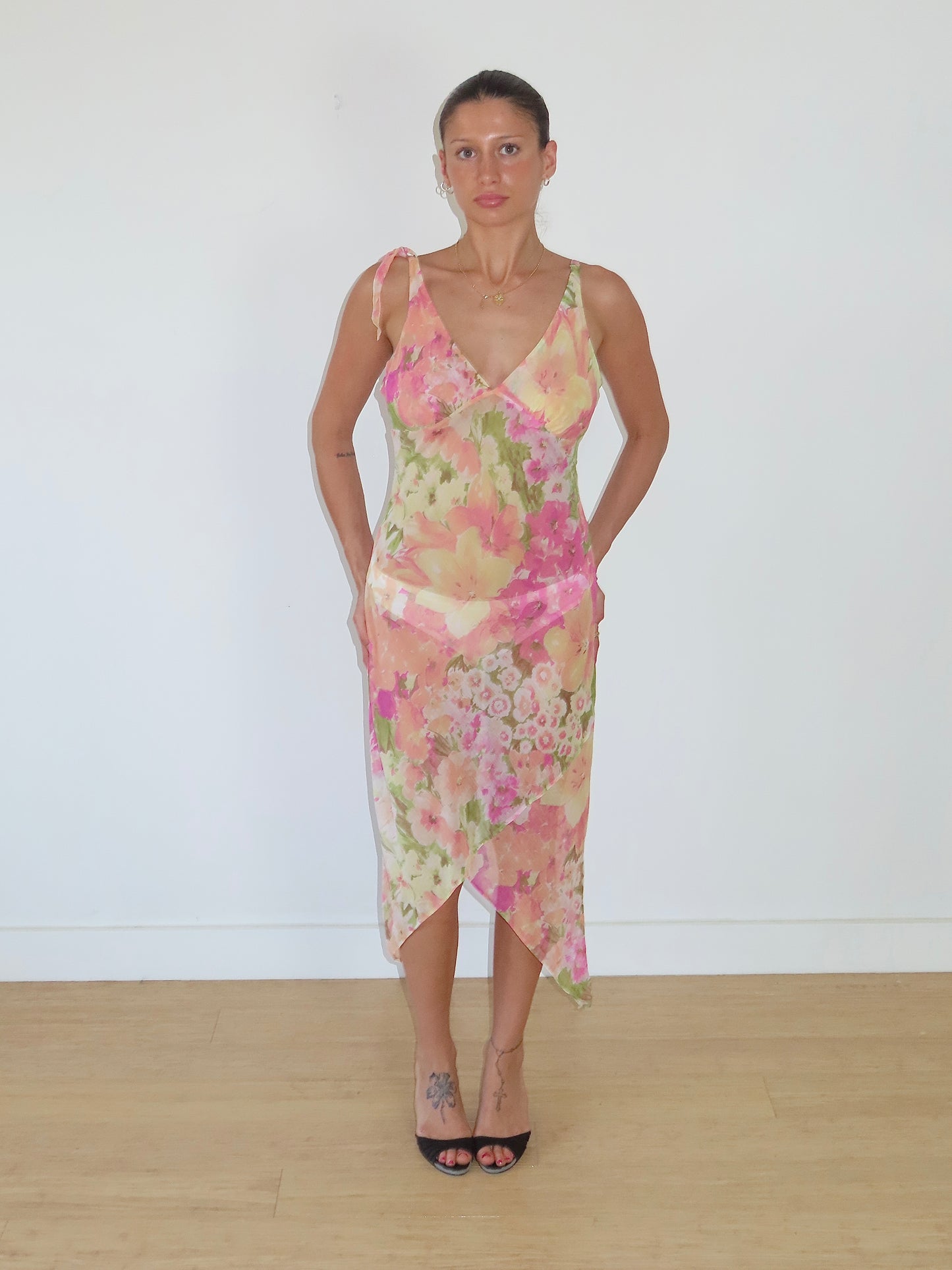 MARKS AND SPENCER SHEER FLORAL MIDI DRESS WITH TIE STRAP / UK 12