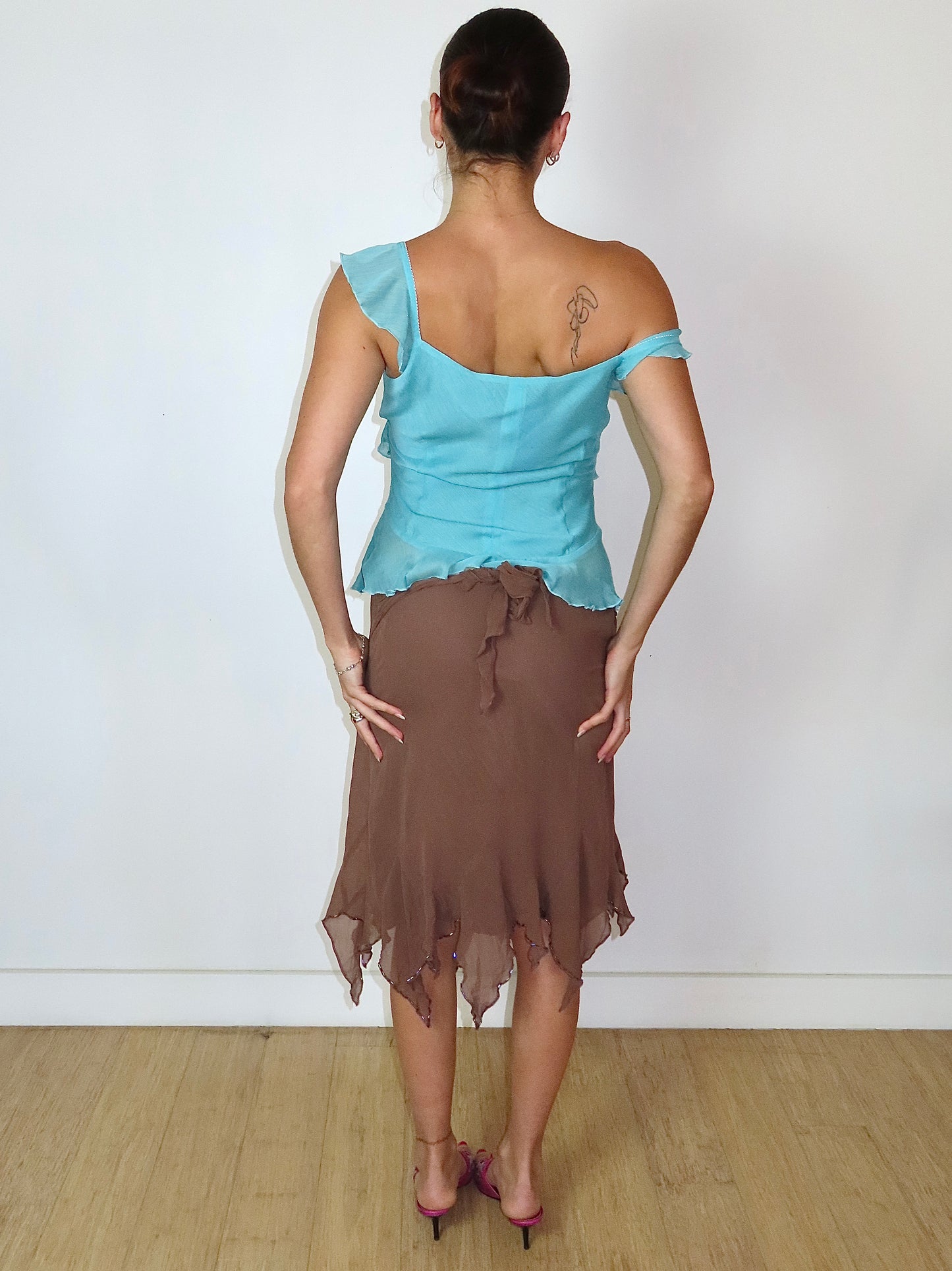 BEBE SILK TAUPE BEADED TIE MIDI SKIRT / MEDIUM