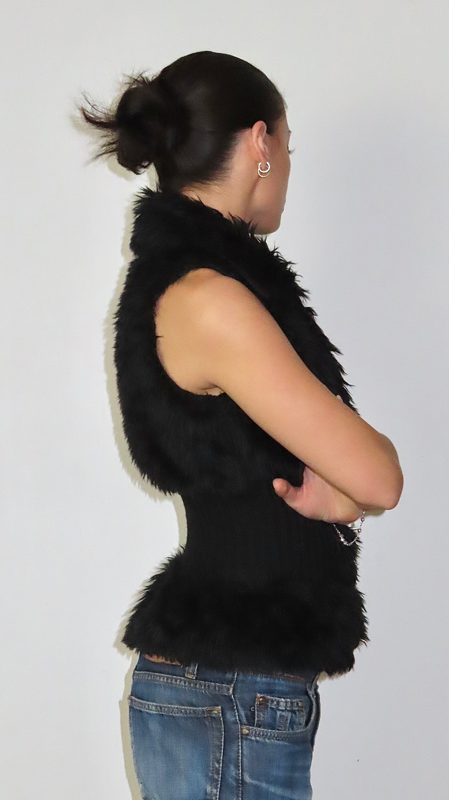 SHAGGY FAUX FUR VEST / EST. MEDIUM