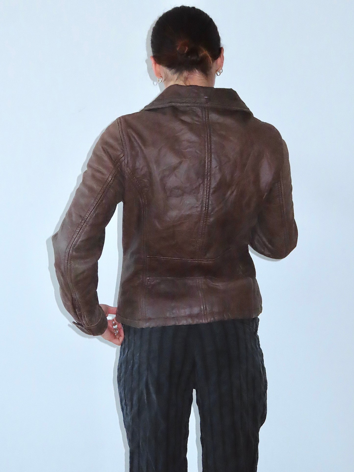 BATA AND MORE SUEDE JACKET / EURO 44