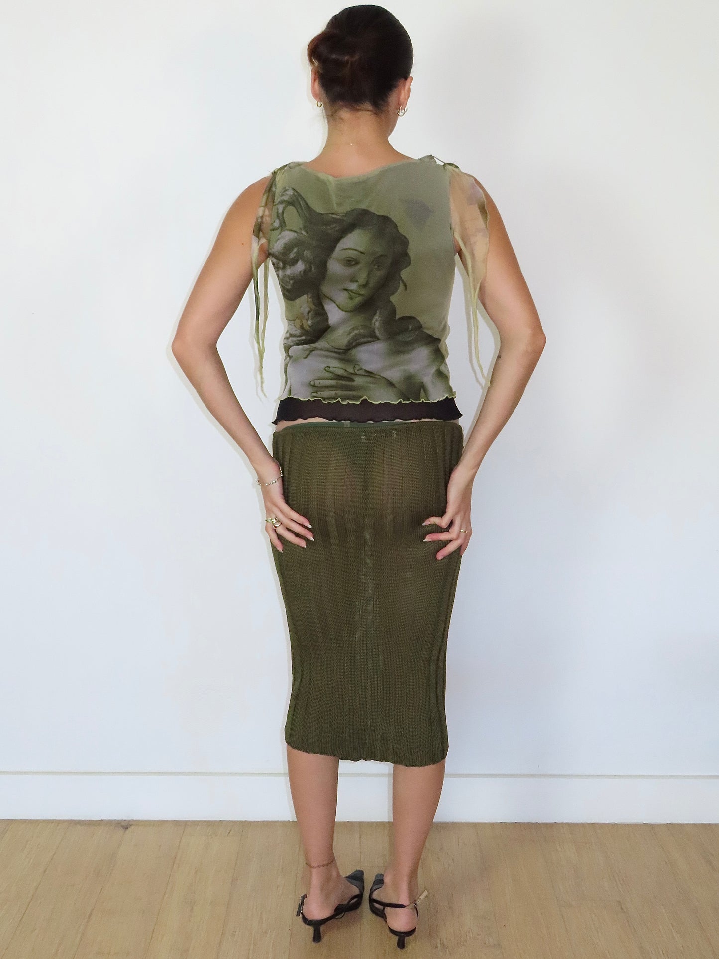 JOY JOY THE BIRTH OF VENUS GRAPHIC PRINT TOP / MEDIUM
