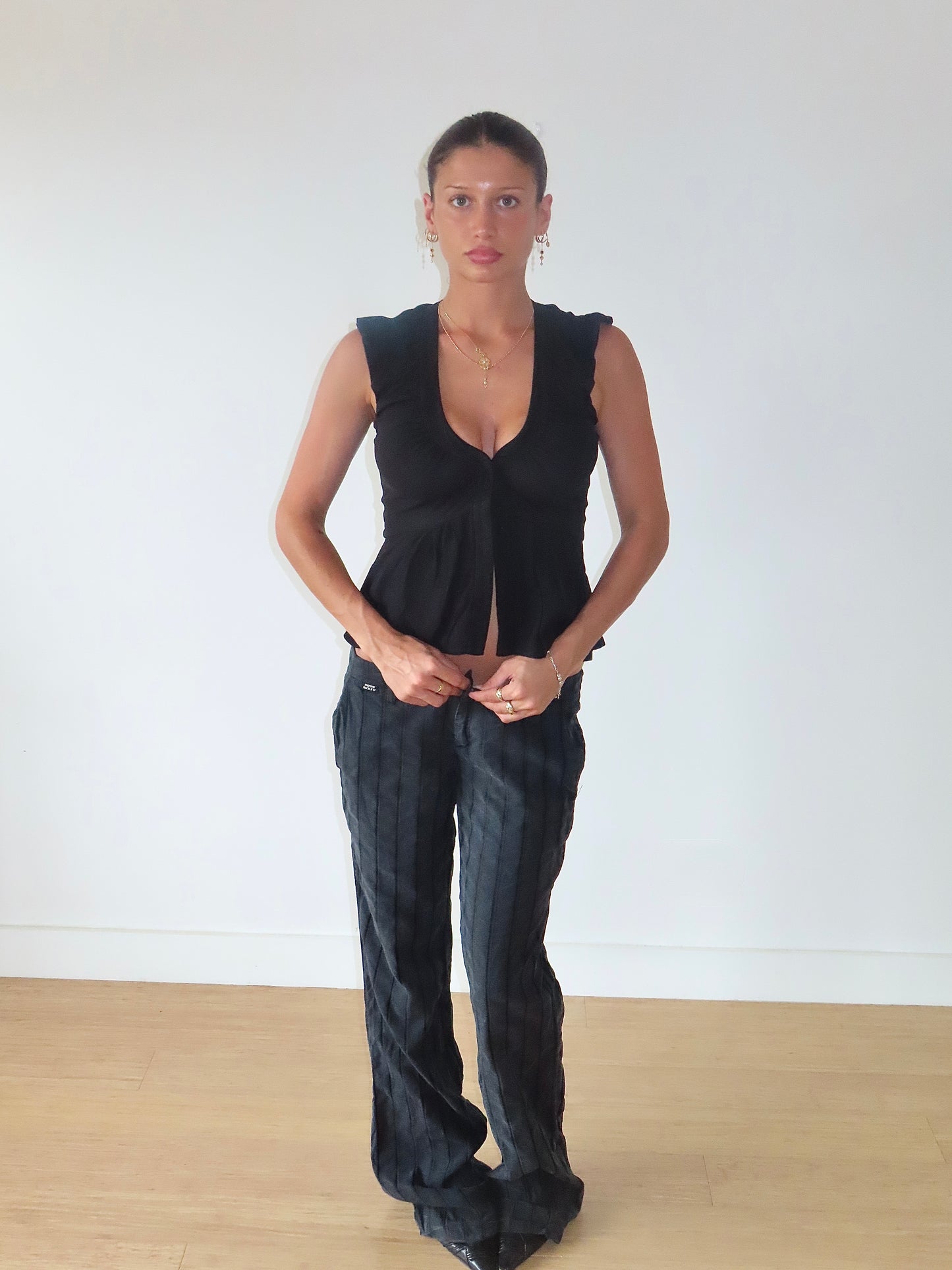 00S CUE PLEATED FRILL BUTTON BLOUSE / XSMALL (EST.)