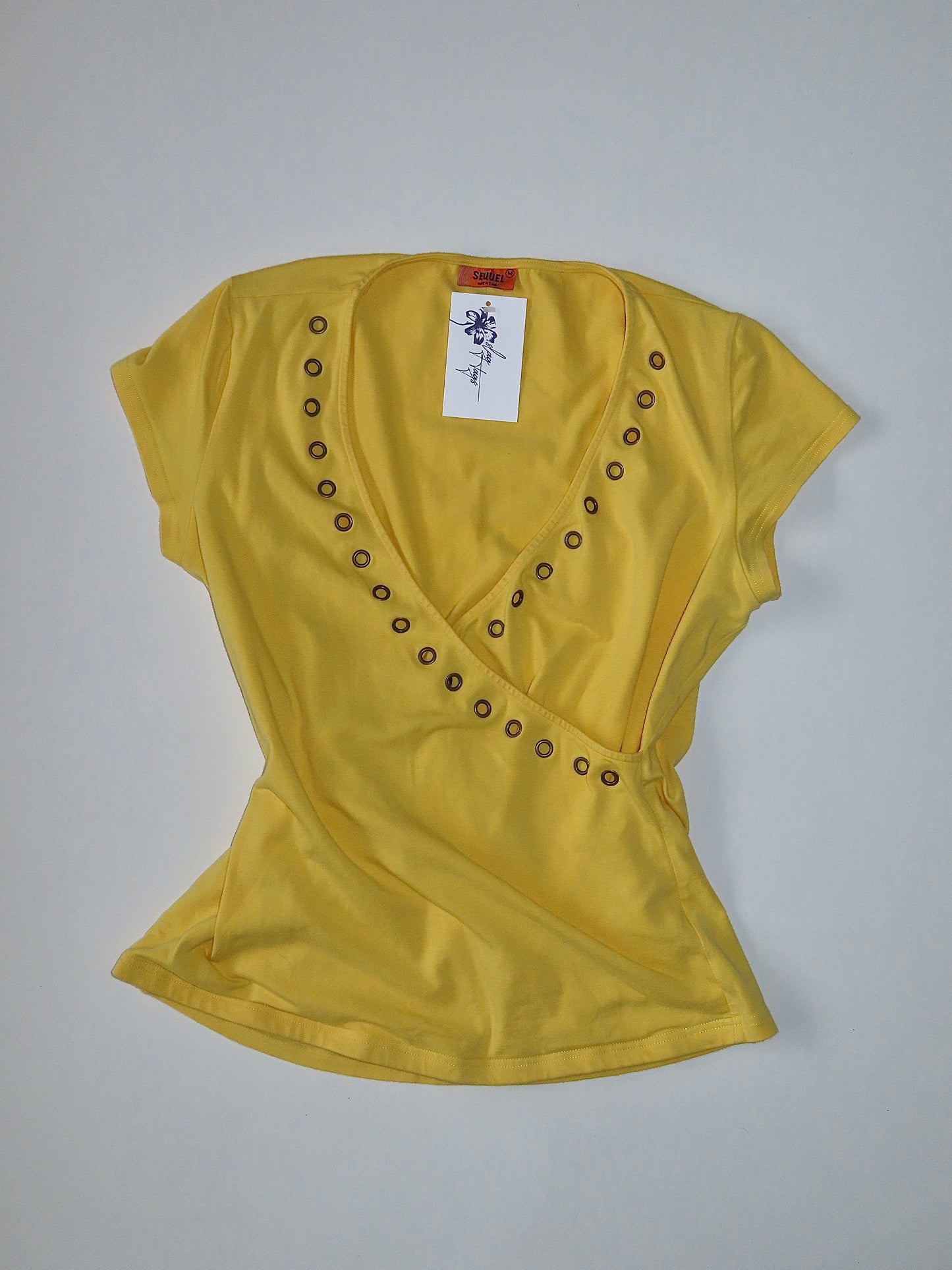 VINTAGE SEQUEL YELLOW GROMMET WRAP TOP / MEDIUM
