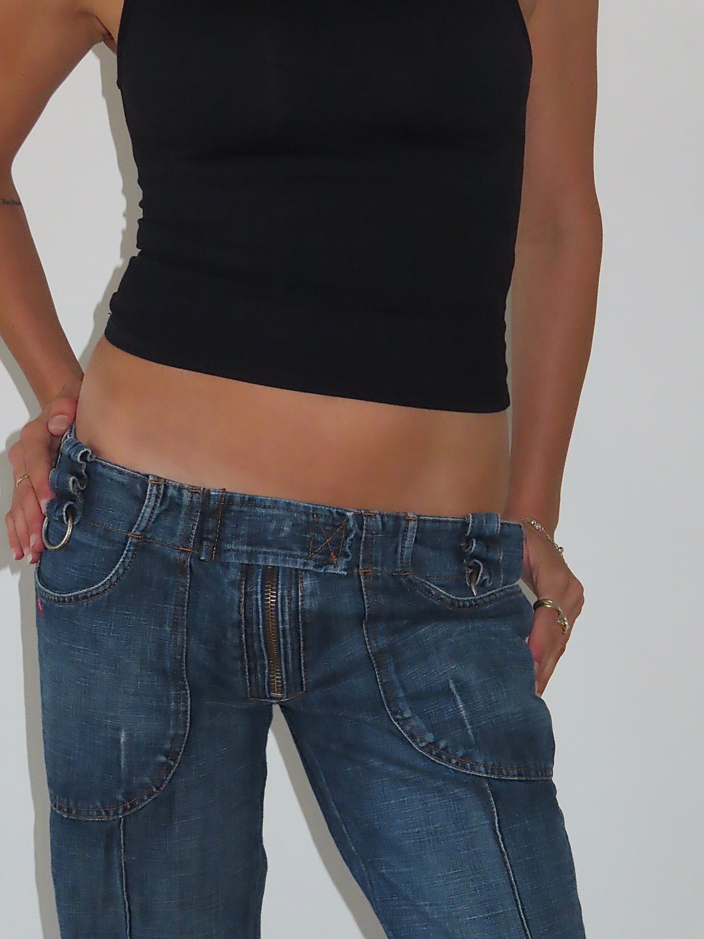 MISS SIXTY LOW RISE UTILITY CROP JEANS / 32