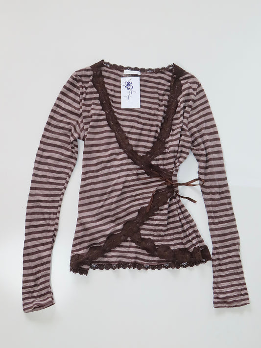 PROMOD STRIPED WRAP STYLE LONG SLEEVE WITH LACE TRIM / MEDIUM