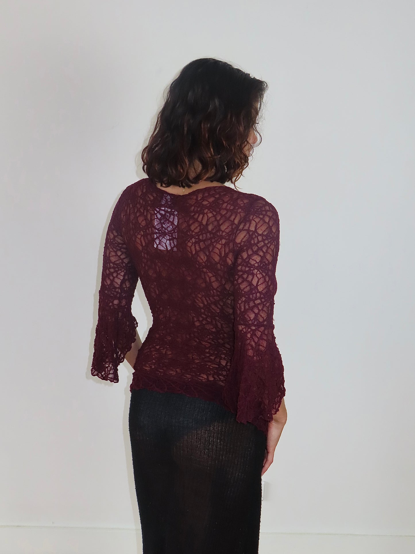 ORSAY WEBBED LACE BELL SLEEVE TOP / LARGE