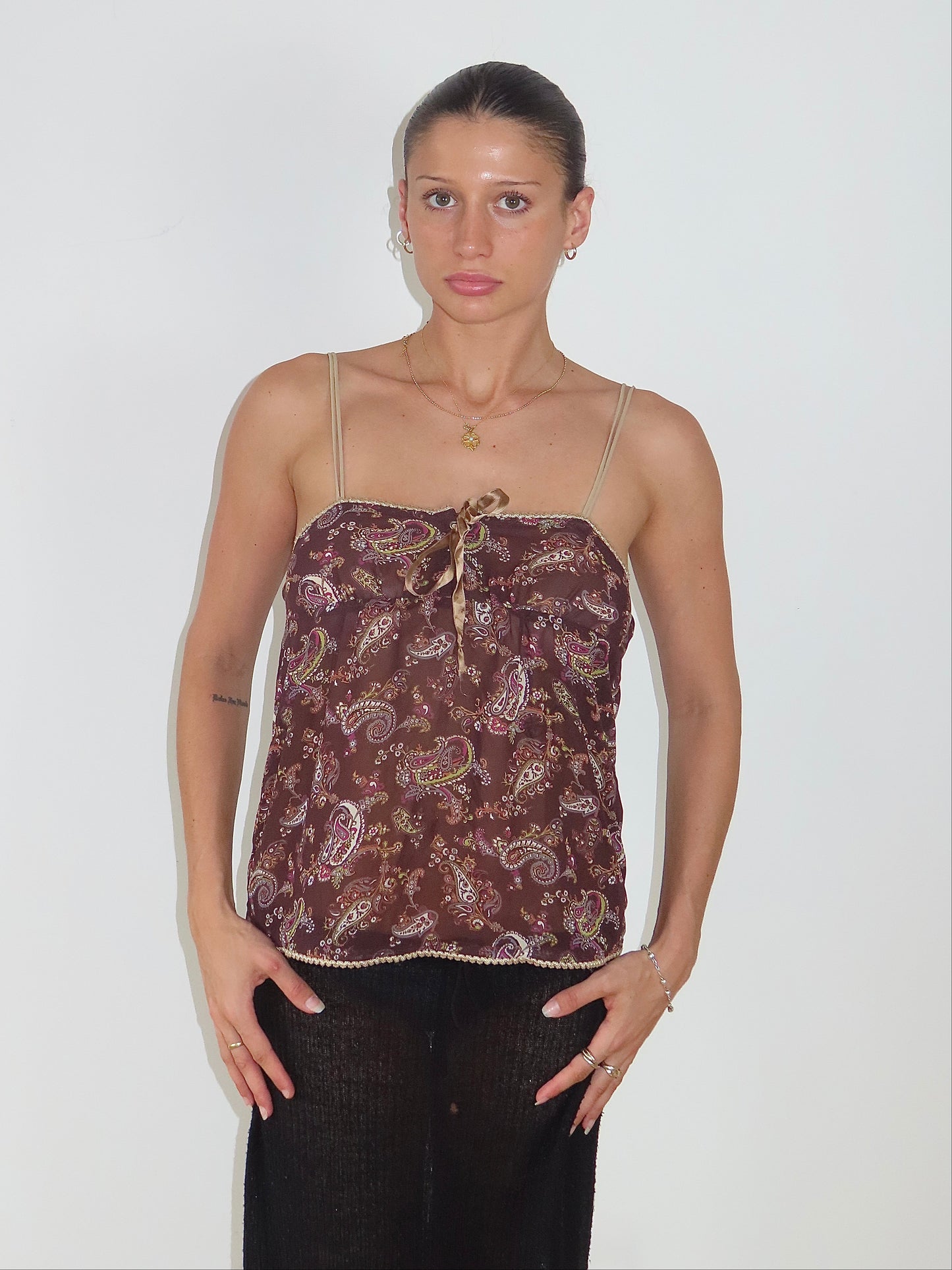 JOKY GIRL EARTH TONED PAISLEY TIE CAMISOLE / MEDIUM